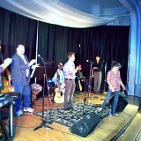 receiving roses at show&#39;s end